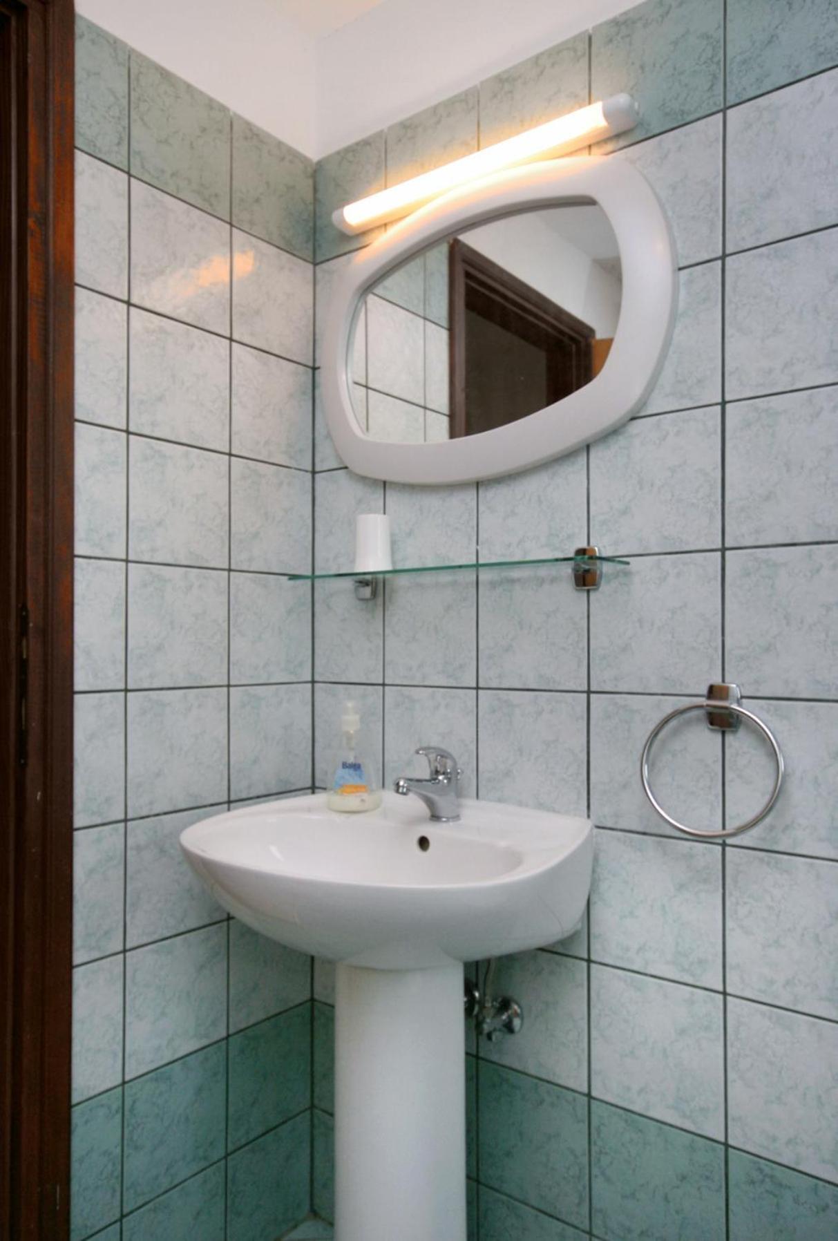 Apartments With A Parking Space Njivice, Krk - 5427 Room photo