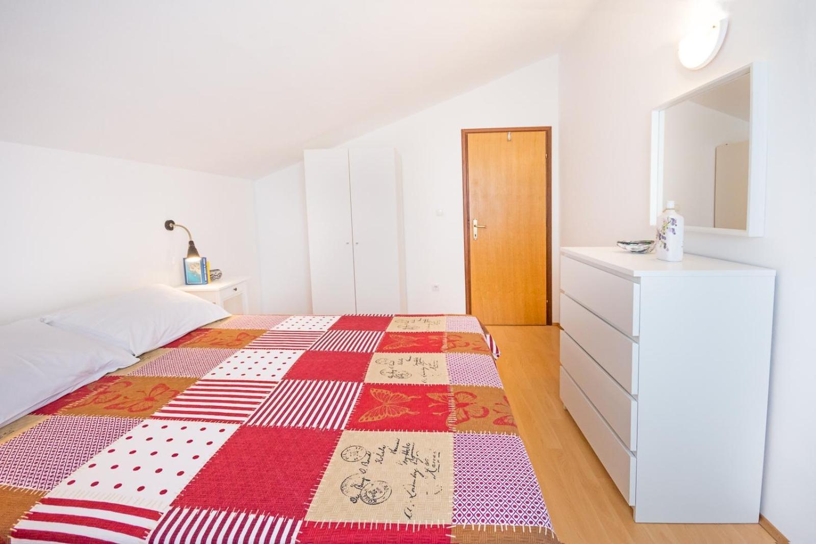 Apartments With A Parking Space Njivice, Krk - 5427 Room photo